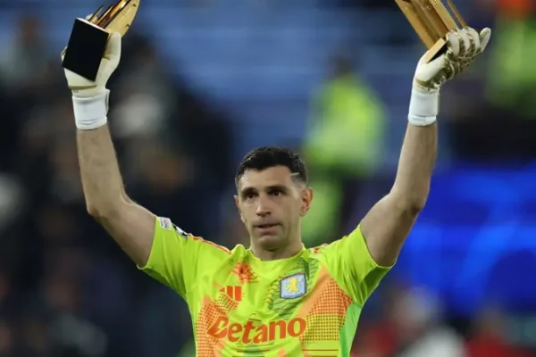 Manchester United Cari Kiper Baru, Potensi Pengganti Peter Schmeichel