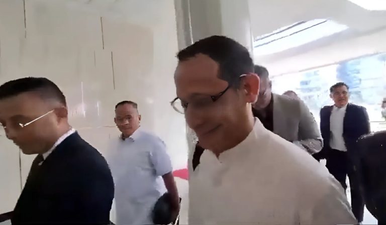 Nadiem Makarim Ucapkan Terima Kasih Usai Pemeriksaan Kedua 9 Jam