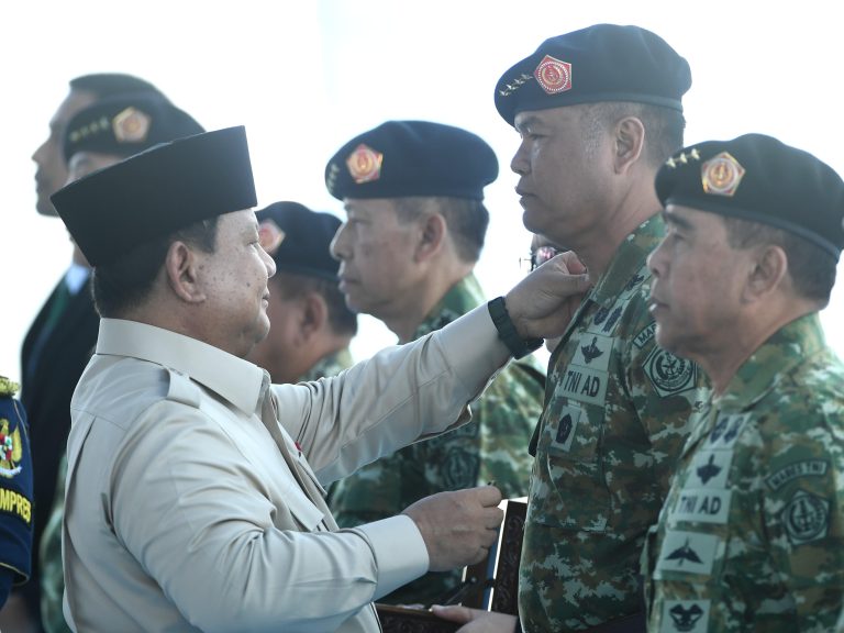 Presiden Prabowo Lantik Wakil Panglima TNI di Batujajar