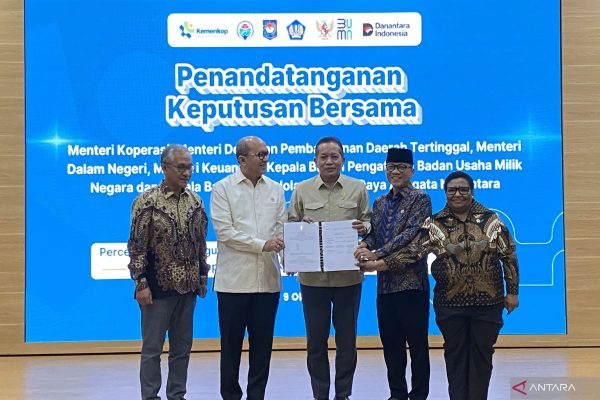 Pemerintah Sepakati Percepatan Pembangunan Fisik Kopdes Merah Putih