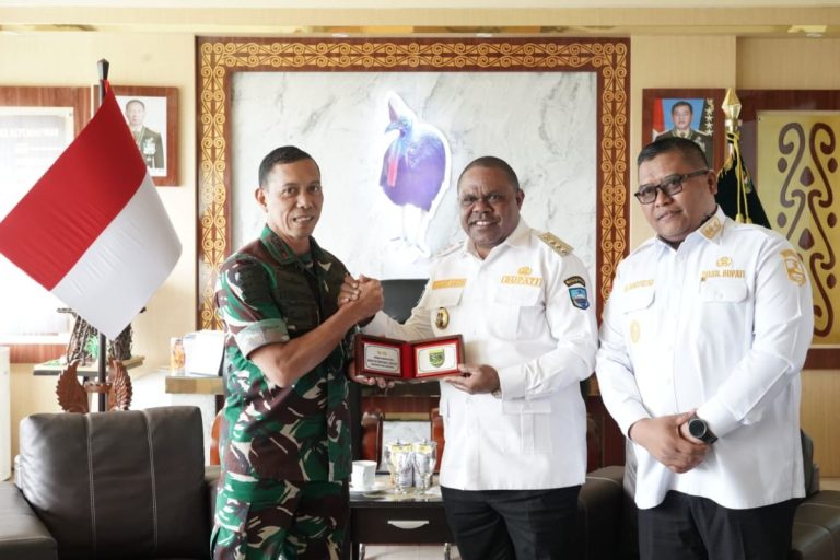 Sinergi Pemkab Manokwari dan Kodam Kasuari Percepat Pembangunan